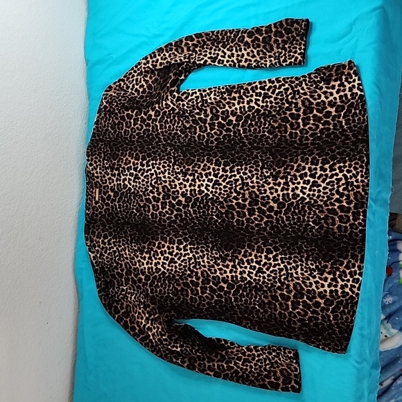 Michael Kors Animal Print Cardigan Sweater Top, Size Large - Picture 8 of 13